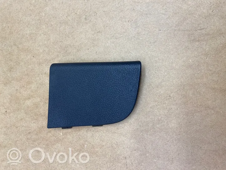 Volkswagen Golf Plus Moulure feu arrière 5M0867658