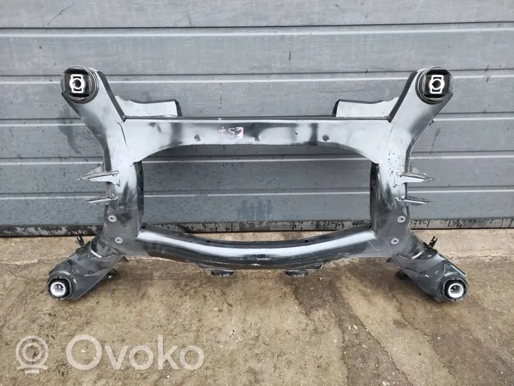 BMW 4 G22 G23 G24 G26 Belka osi tylnej 8837913