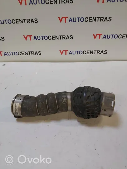 BMW X5 G05 Tube d'admission de tuyau de refroidisseur intermédiaire 15476810