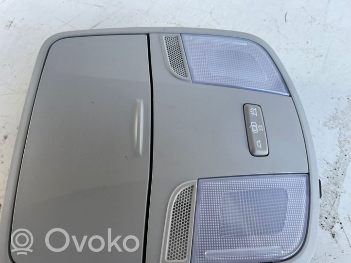 KIA Rio Priekinių vietų apšvietimo žibintas 92800F2000