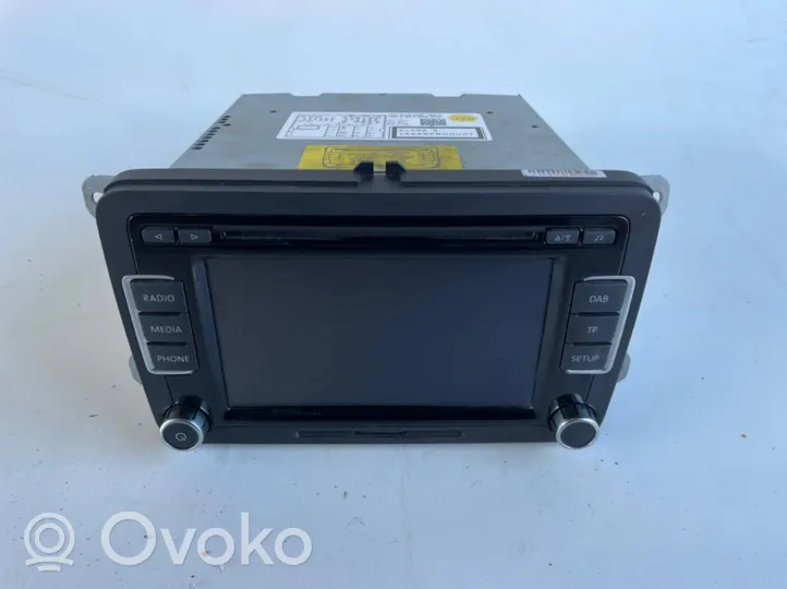 Volkswagen Scirocco Panel / Radioodtwarzacz CD/DVD/GPS 3C8035195A