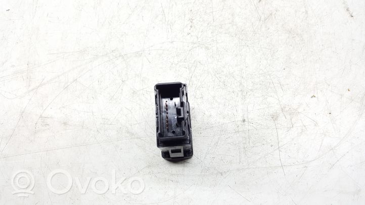 Honda CR-V ESP (stability program) switch M34884