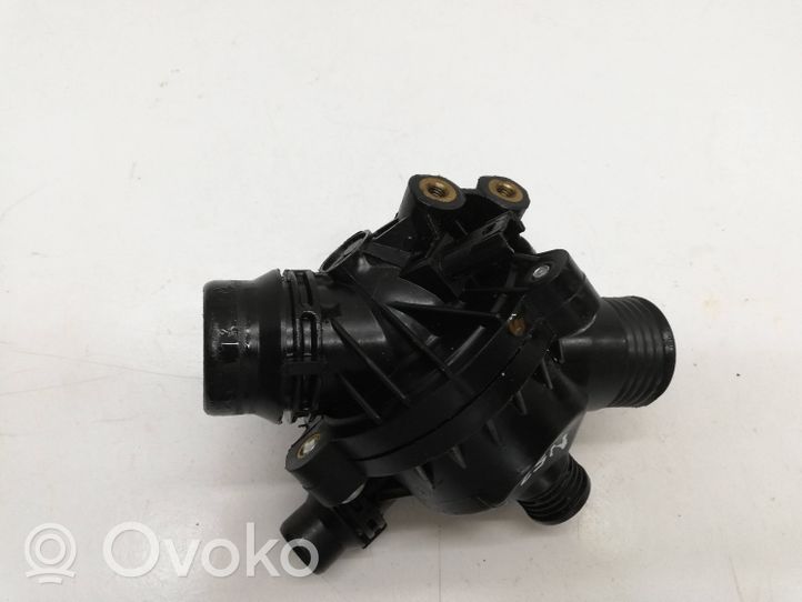 BMW 5 E60 E61 Boîtier de thermostat / thermostat 209110370