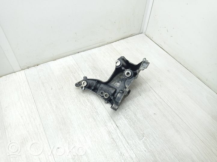 Peugeot 3008 I Soporte del alternador 9685991680