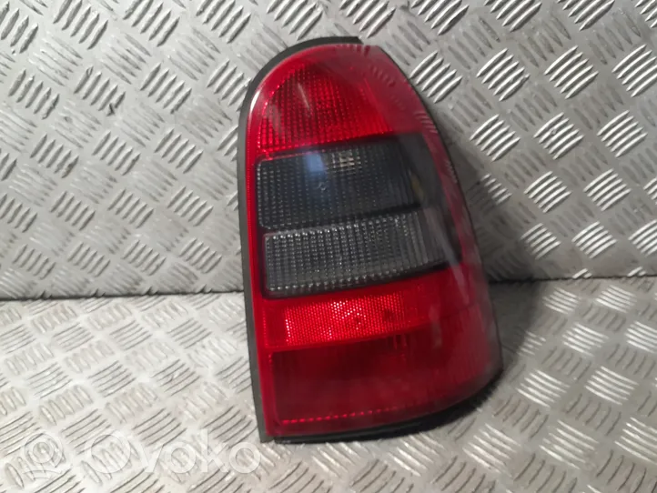 Opel Vectra B Set di luci posteriori 09153155