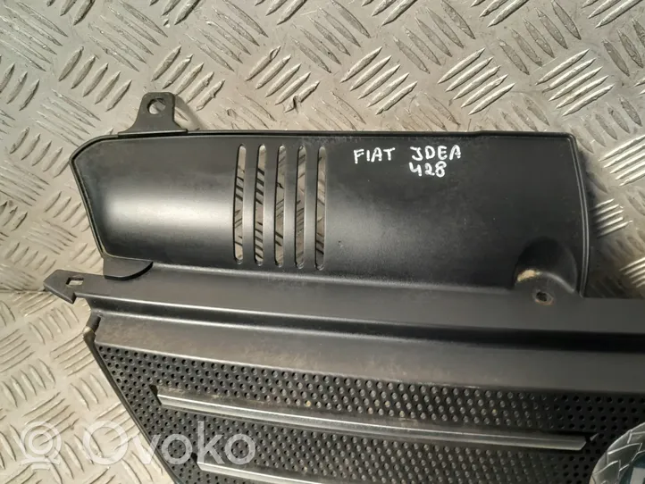 Fiat Idea Maskownica / Grill / Atrapa górna chłodnicy 735357980