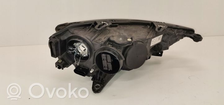 Audi A1 Lampa przednia 82A941003