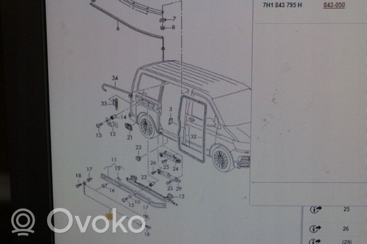 Volkswagen Transporter - Caravelle T5 Liukuoven kiskon lista 7H1843795H