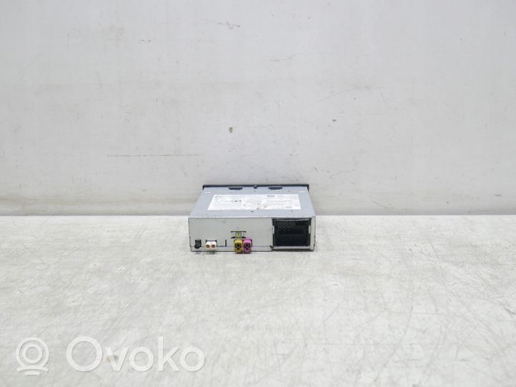 Skoda Octavia Mk4 Stacja multimedialna GPS / CD / DVD 5E3035816D