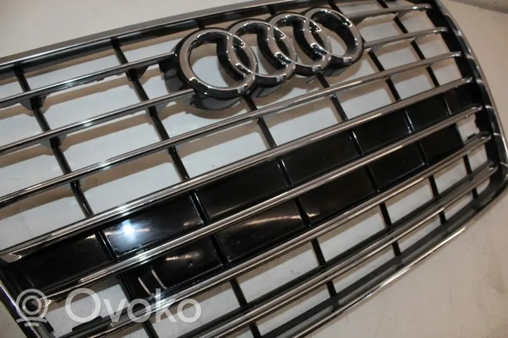 Audi A8 S8 D4 4H Maskownica / Grill / Atrapa górna chłodnicy 4H0853651AA