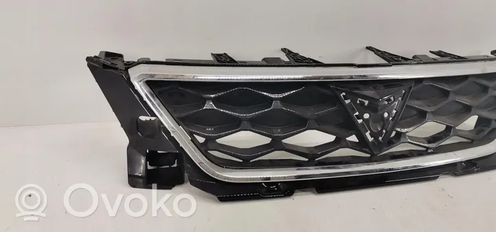 Seat Ateca Grille calandre supérieure de pare-chocs avant 575853654G