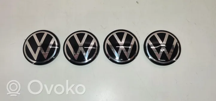 Volkswagen Golf VIII Dekielki / Kapsle oryginalne 