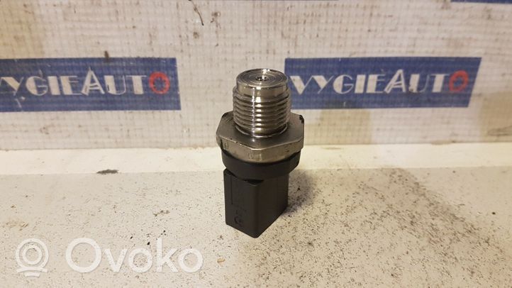 Toyota RAV 4 (XA40) Sensore di pressione del carburante 89458WA010