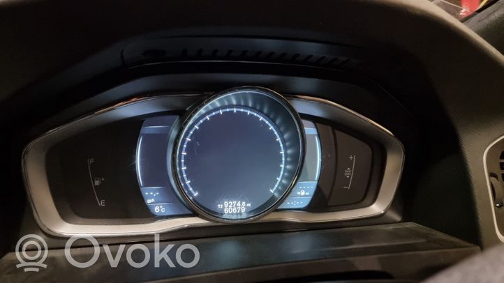 Volvo V60 Licznik / Prędkościomierz 31394751