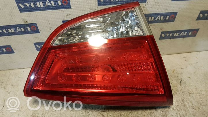 Hyundai ix35 Luci posteriori del portellone del bagagliaio 924052Y000