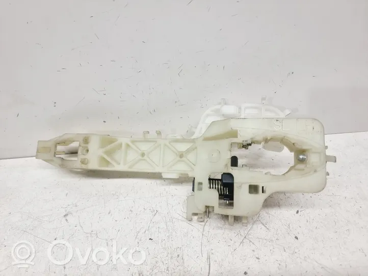 KIA Sportage Front door exterior handle/bracket 826553W000