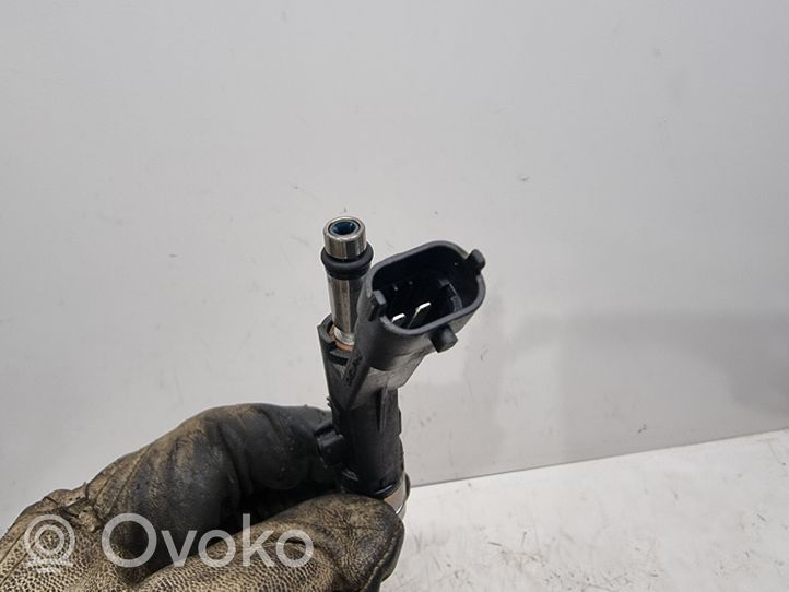 Opel Grandland X Injecteur de carburant 9826718380