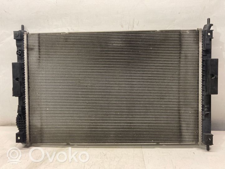 Opel Grandland X Radiateur de refroidissement 9815574380