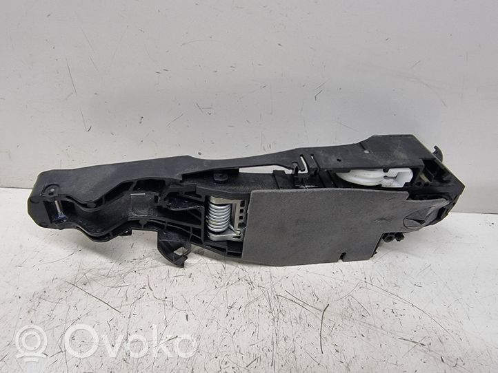 Citroen C5 Aircross Support poignée extérieur de porte avant 9820340980