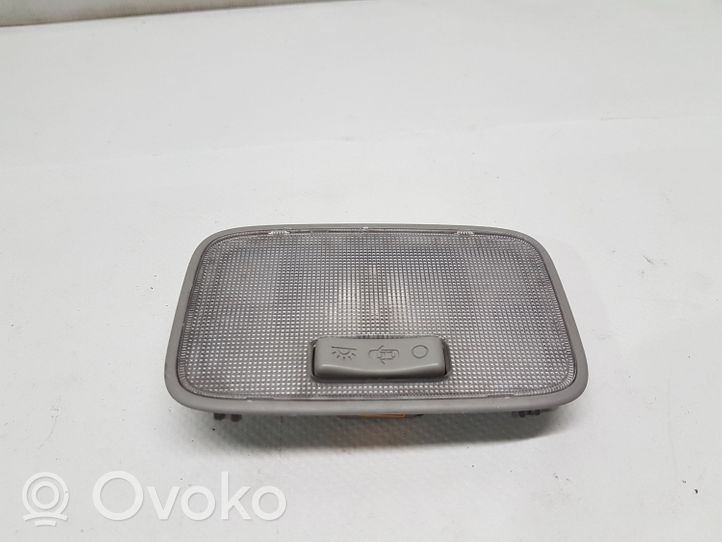 Hyundai i30 Lampka podsufitki tylna 928701P000