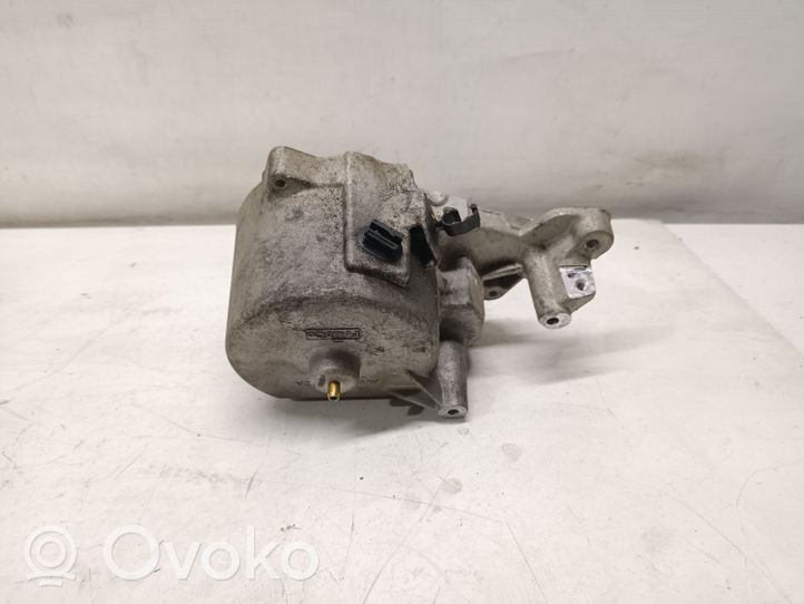 Volvo V40 Support de montage de filtre à carburant 31372831