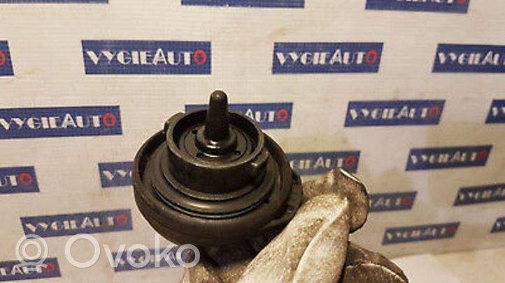 Volkswagen Touareg II Tappo del serbatoio del carburante 7P6201550