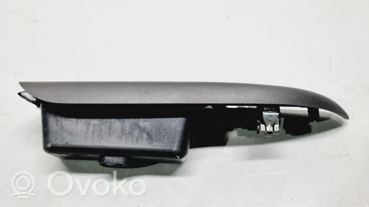 Opel Mokka B Rivestimento pulsantiera finestrino della portiera posteriore 9835154080