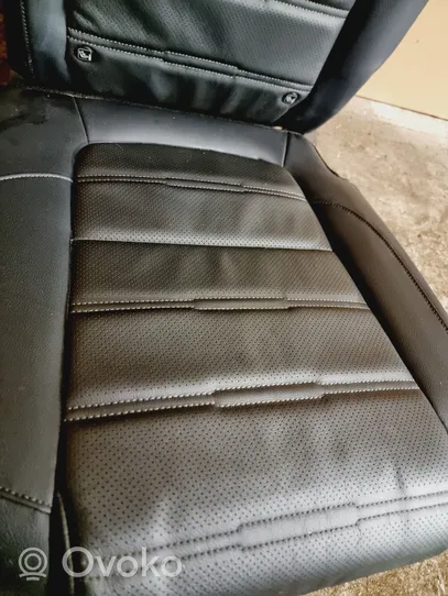 Honda CR-V Second row seats 82126TNCE01