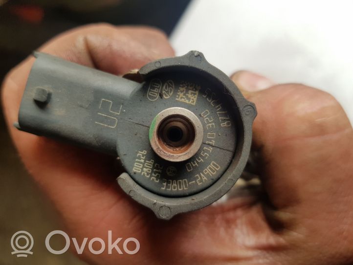 Hyundai i30 Injecteur de carburant 0445110320