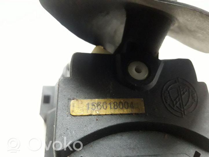 Alfa Romeo 166 Pyyhkimen/suuntavilkun vipukytkin 156018004