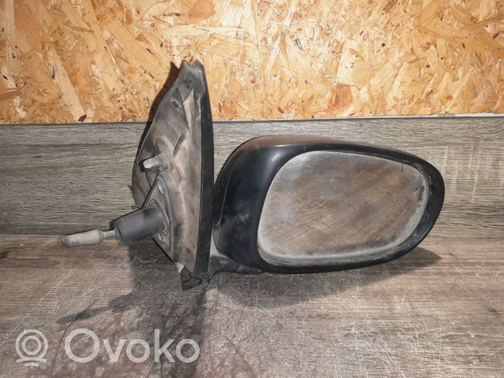 Nissan Almera N16 Manuaalinen sivupeili 015541