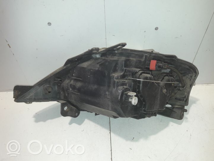 Citroen C3 Lampa przednia 41200748D