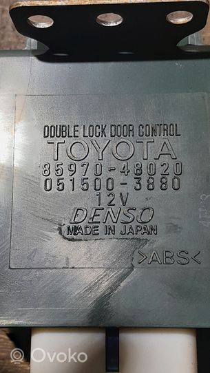 Lexus RX 330 - 350 - 400H Oven keskuslukituksen ohjausyksikön moduuli 8597048020