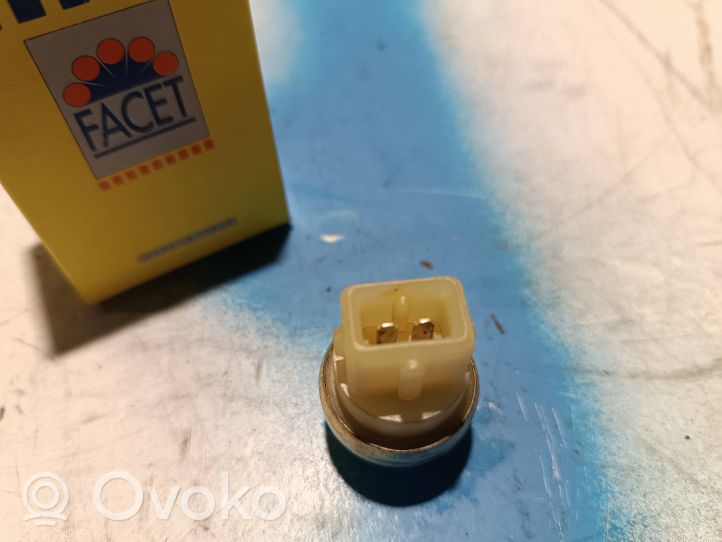 Volkswagen Vento Sonde de température de liquide de refroidissement 74074