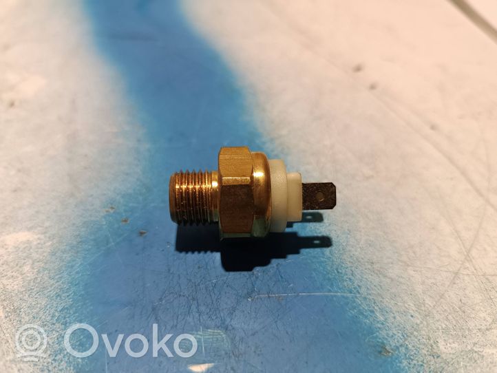 BMW 5 E28 Coolant temperature sensor 7.5064