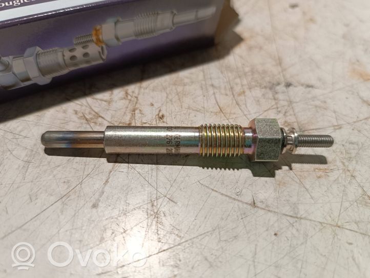 Opel Astra G Glow plug 0100226208