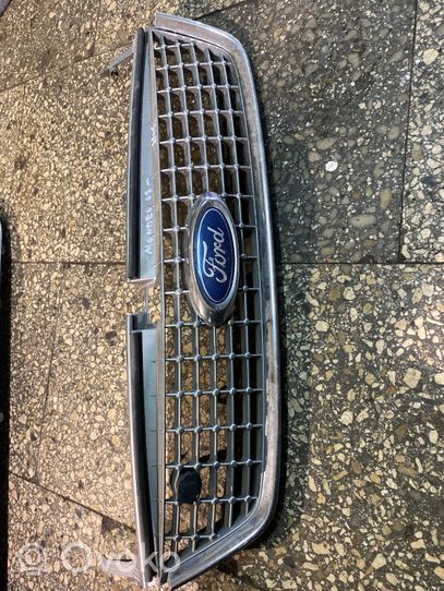 Ford Mondeo MK IV Griglia superiore del radiatore paraurti anteriore 