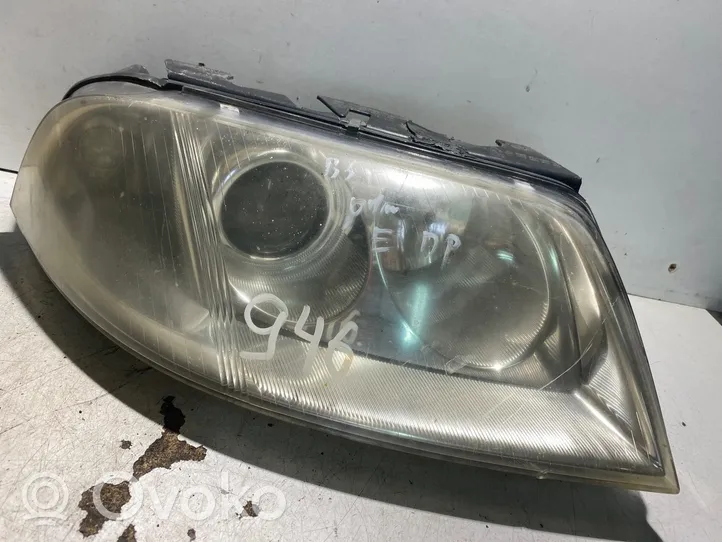 Volkswagen PASSAT B5.5 Lampa przednia 3B0941016AK