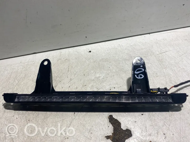 Audi A2 Luce d’arresto centrale/supplementare 8Z0945097