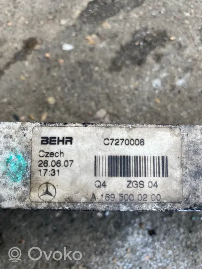 Mercedes-Benz A W169 Радиатор охлаждающей жидкости A1695000200