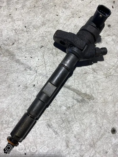 Hyundai H-1, Starex, Satellite Fuel injector 338004A600