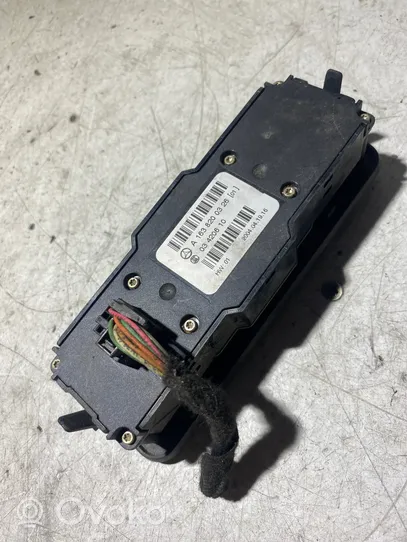 Mercedes-Benz ML W163 Interruptor del elevalunas eléctrico A1638200326