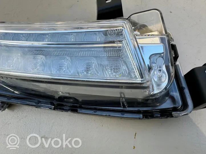 Suzuki Vitara (LY) Faro delantero LED diurno 