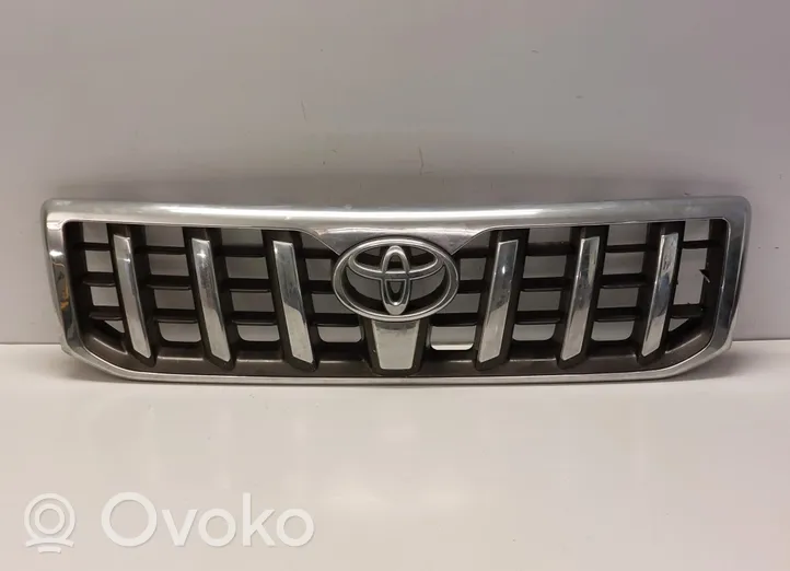 Toyota Land Cruiser (J120) Front grill 53111-60490