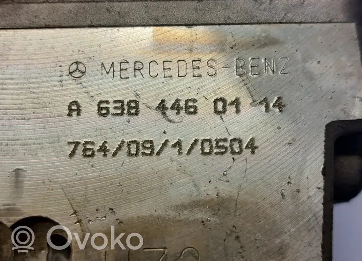 Mercedes-Benz Vito Viano W638 Блок ABS A6384460114