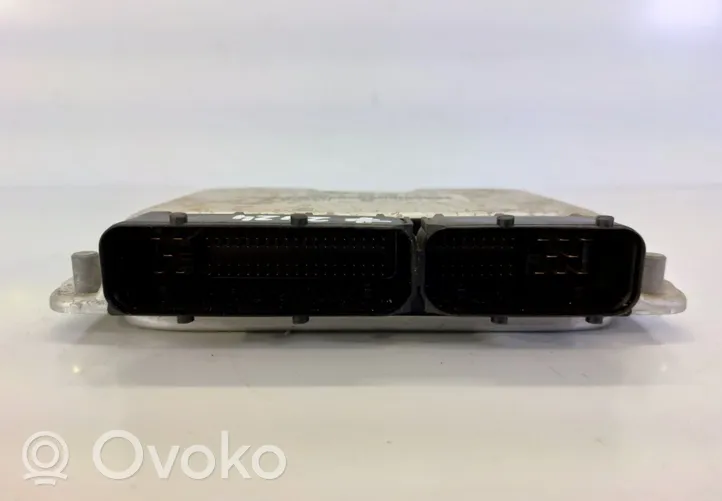 Volkswagen New Beetle Sterownik / Moduł ECU 038906019DD