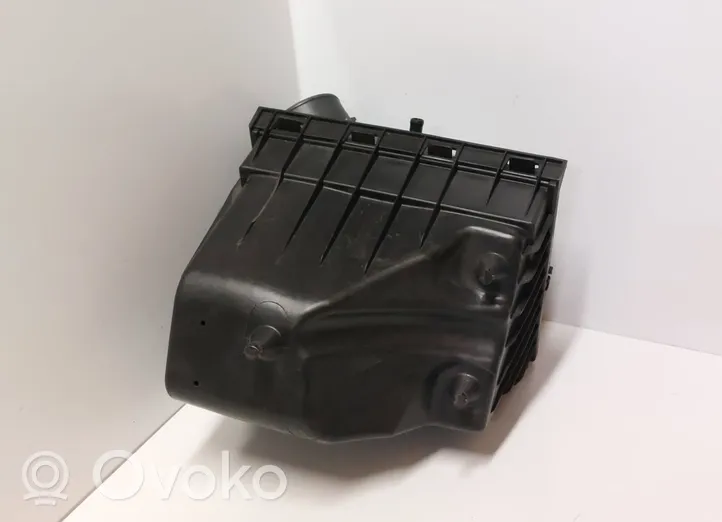 Jeep Cherokee Boîtier de filtre à air 05143968AA