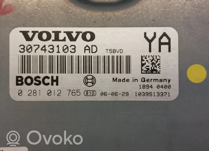 Volvo S80 Moottorin ohjainlaite/moduuli 30743103AD