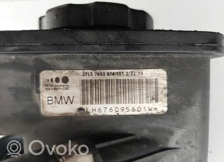 BMW 5 E60 E61 Pompa wspomagania układu kierowniczego 32417787106