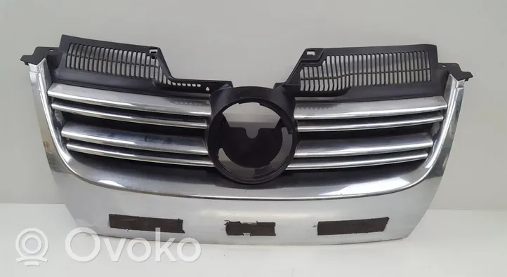 Volkswagen Jetta V Grille de calandre avant 1K5853653